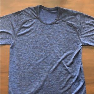 Lululemon Short Sleeve T-shirt Large